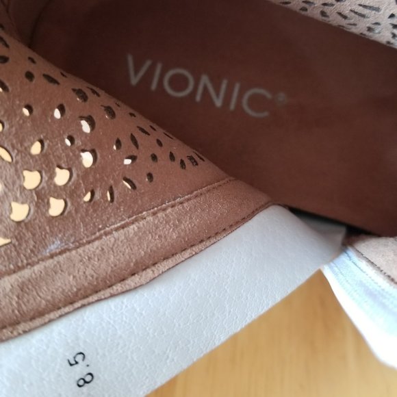 NEW Vionic Luciana White Ankle Boots - Picture 8 of 13